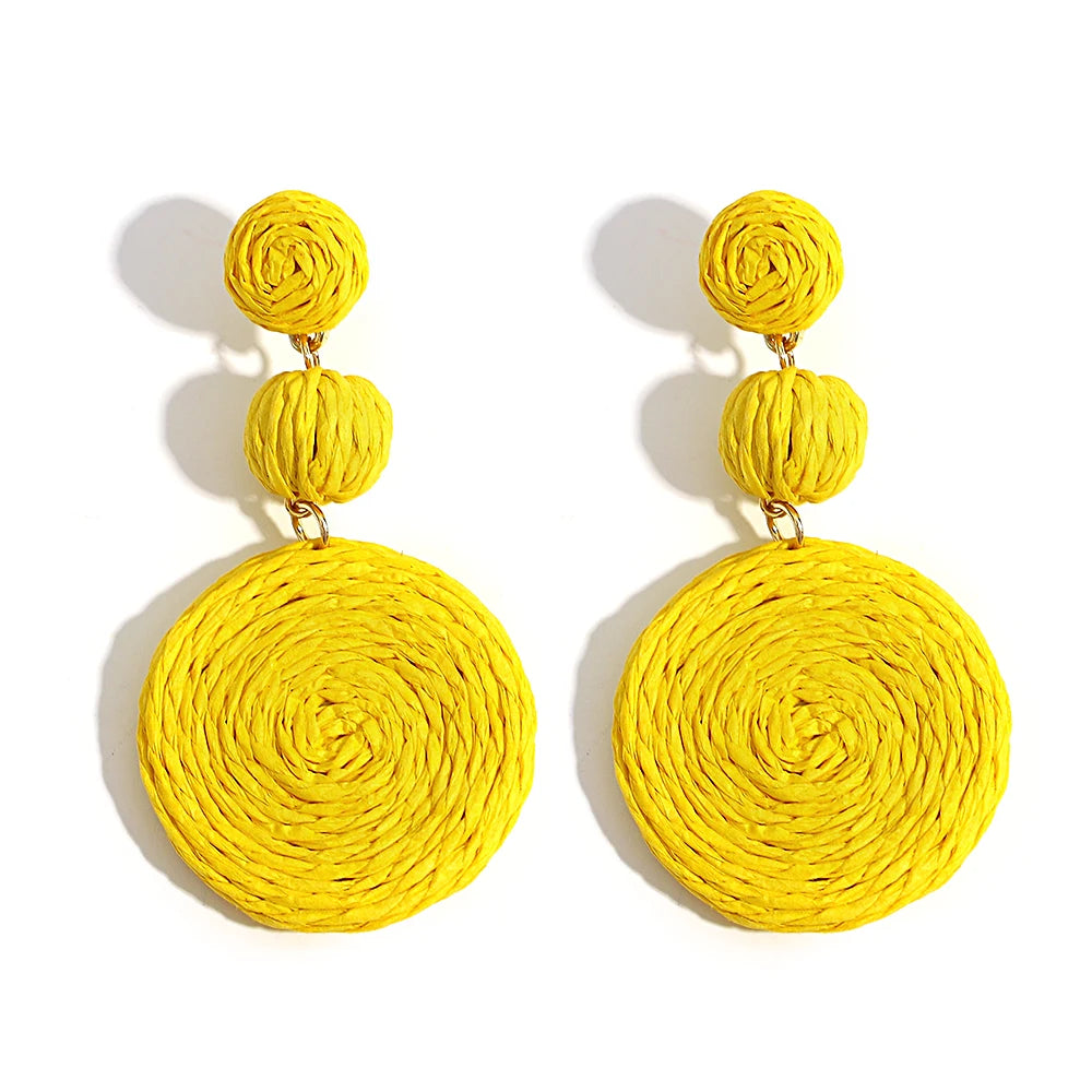 AENSOA Boho Yellow Raffia Round Drop Earrings for Women Handmade Geometric Rattan Knit Hanging Earrings Summer Beach Jewelry