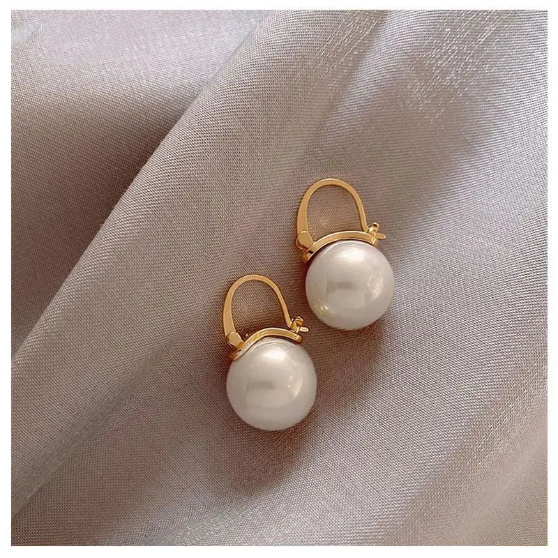 French New Classic Elegant Imitation Pearl Drop Earrings for Women Exquisite Dangle Wedding Earring Statement Fashion Jewelry