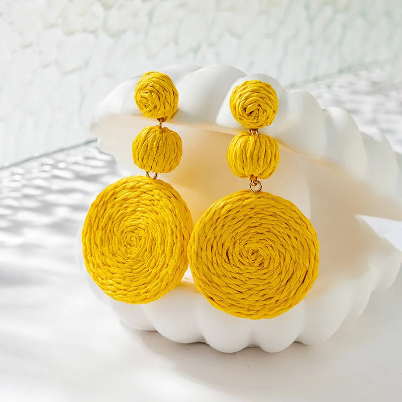 AENSOA Boho Yellow Raffia Round Drop Earrings for Women Handmade Geometric Rattan Knit Hanging Earrings Summer Beach Jewelry