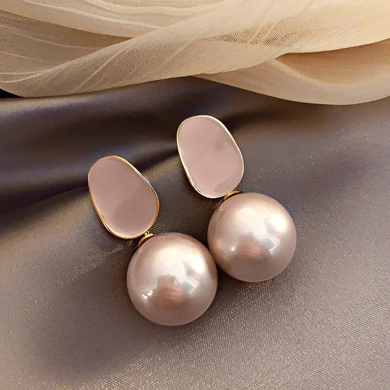 French New Classic Elegant Imitation Pearl Drop Earrings for Women Exquisite Dangle Wedding Earring Statement Fashion Jewelry